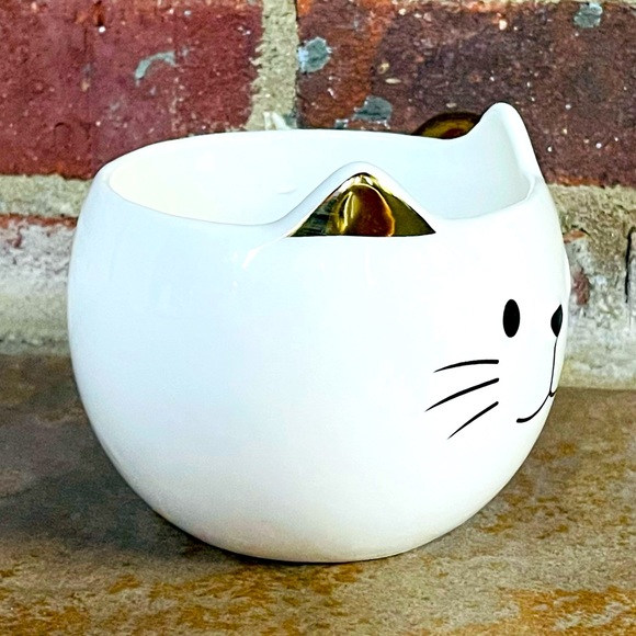 NEW Large Cat Shaped White and Gold Coffee Tea Mug Cup Pet Animal Lover 17 fl oz - Picture 3 of 10